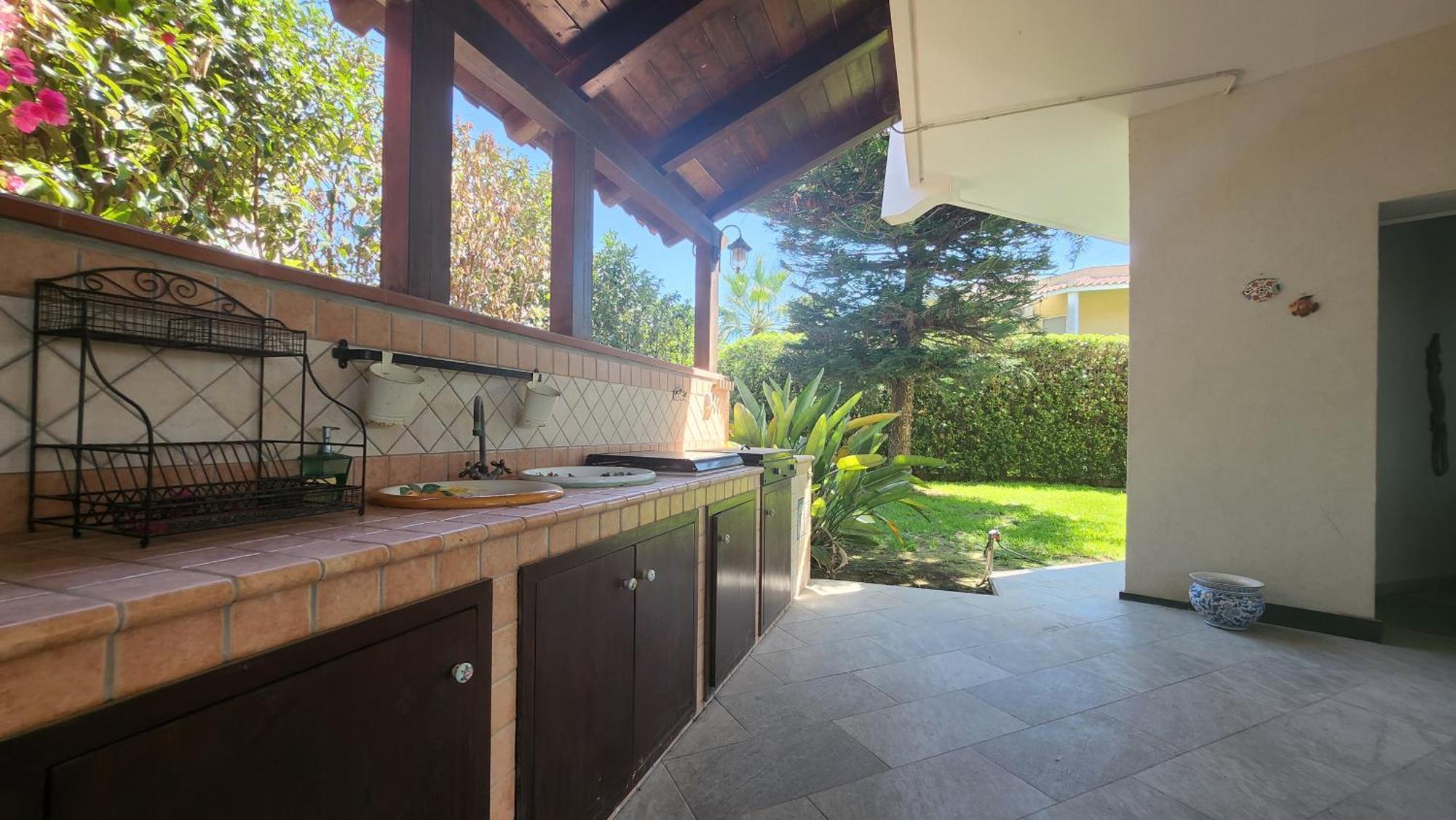 Sea'S Chalet Fontane Bianche Exterior foto